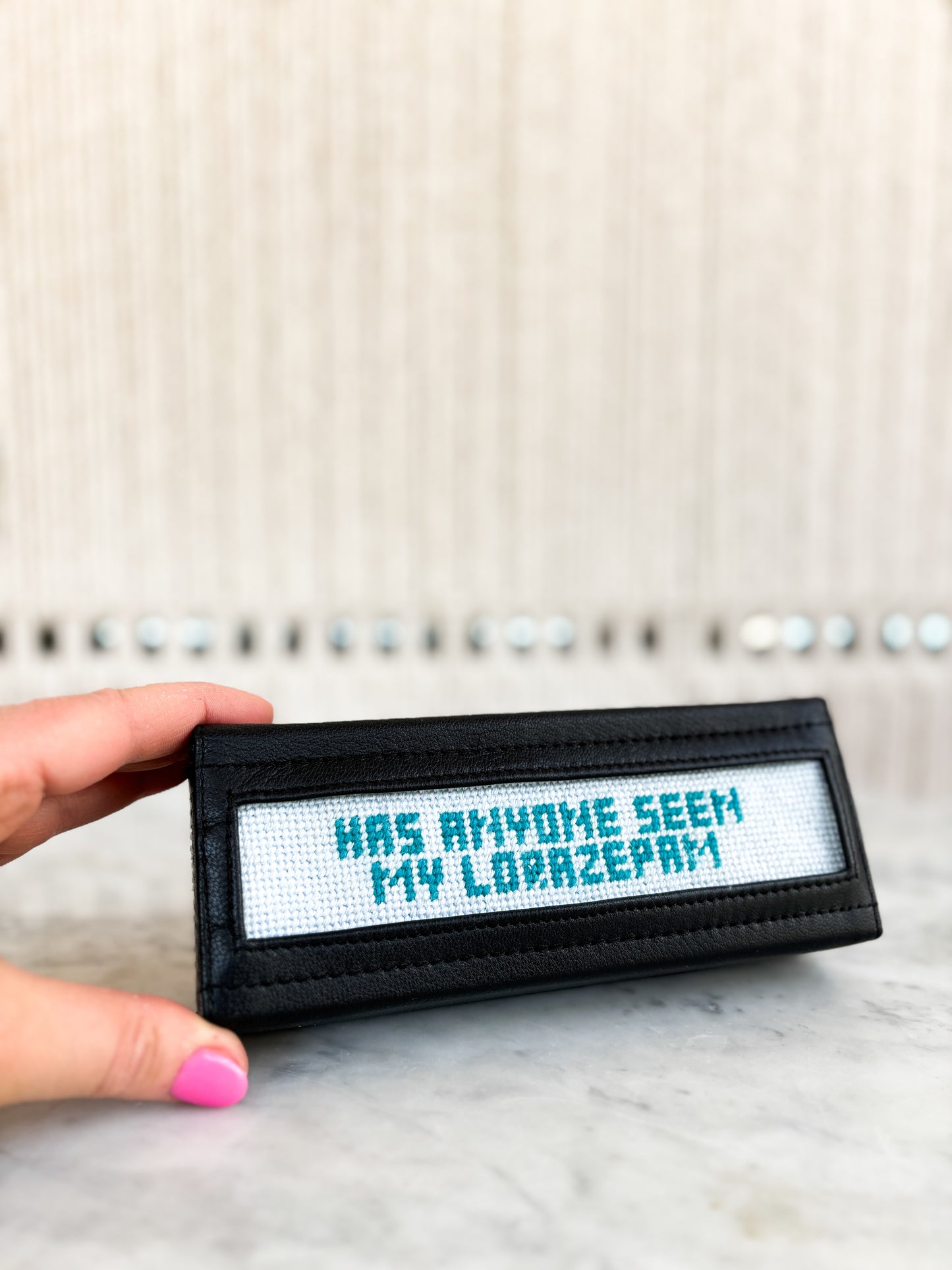 self-finishing pill box