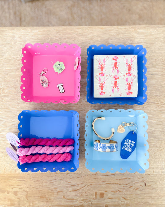 square magnetic tray