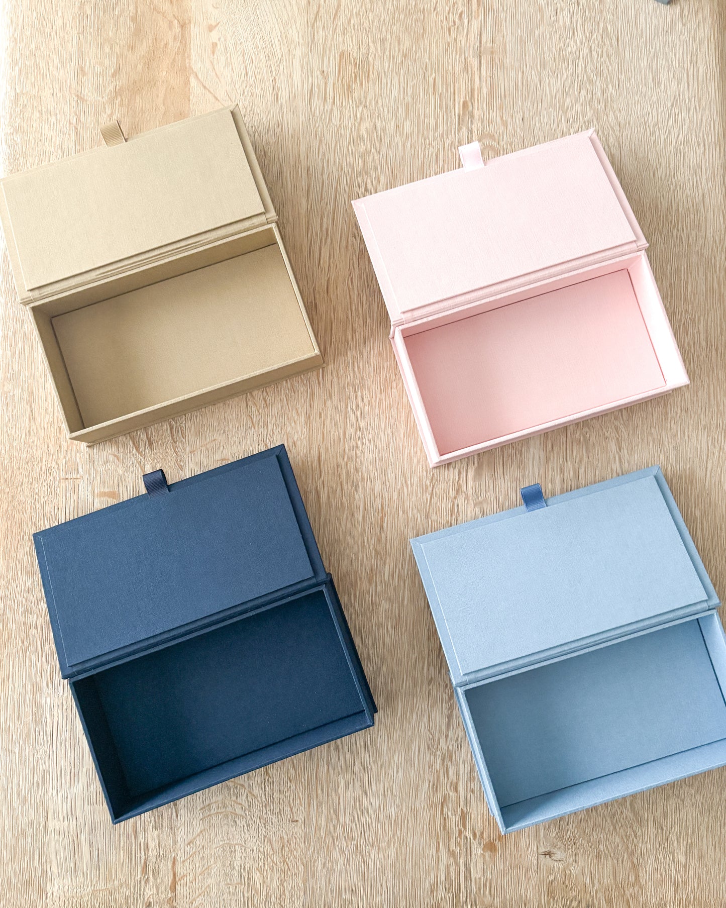 self-finishing Linen Keepsake Box with insert top